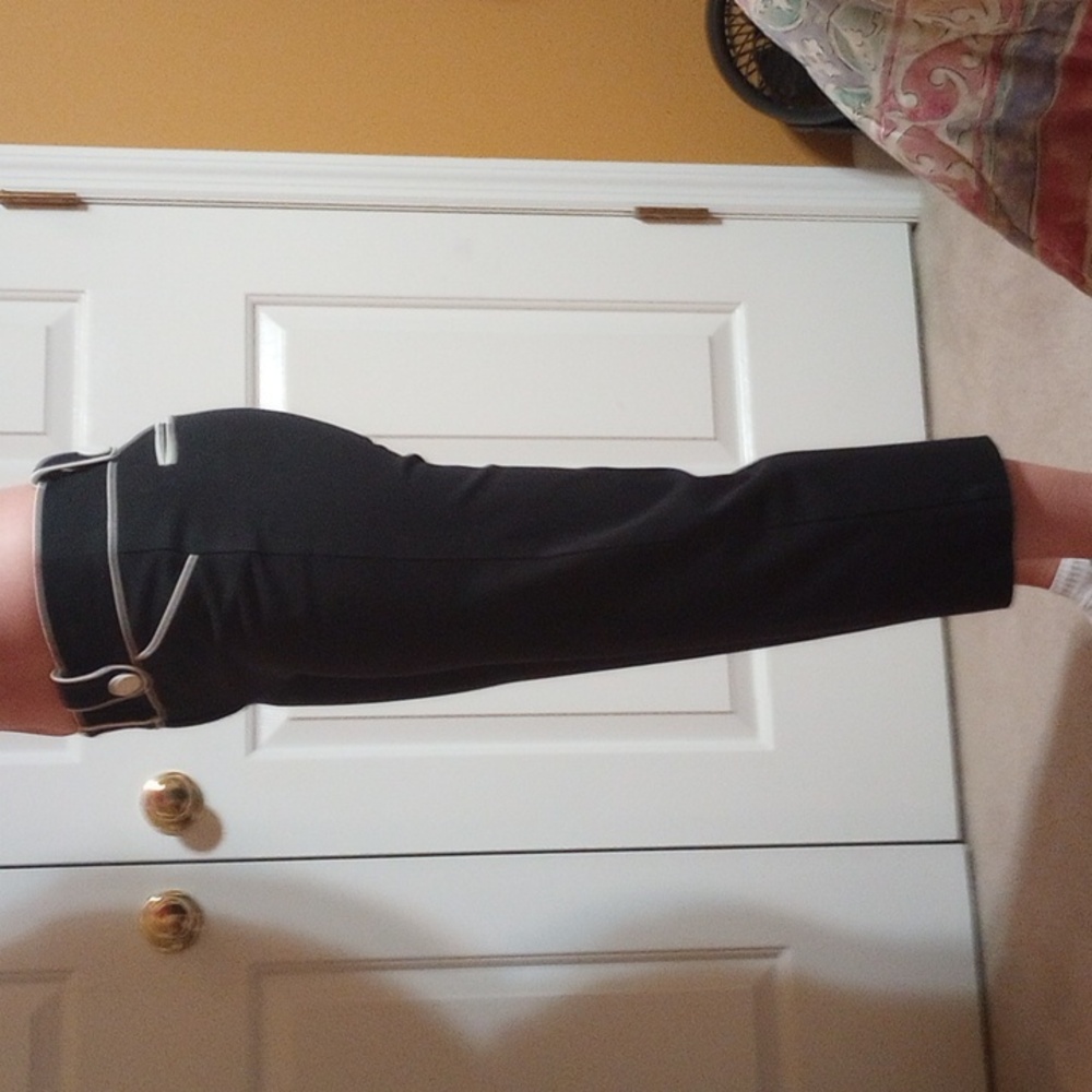 INC Black Capris with White Trim - Picture 3 of 10